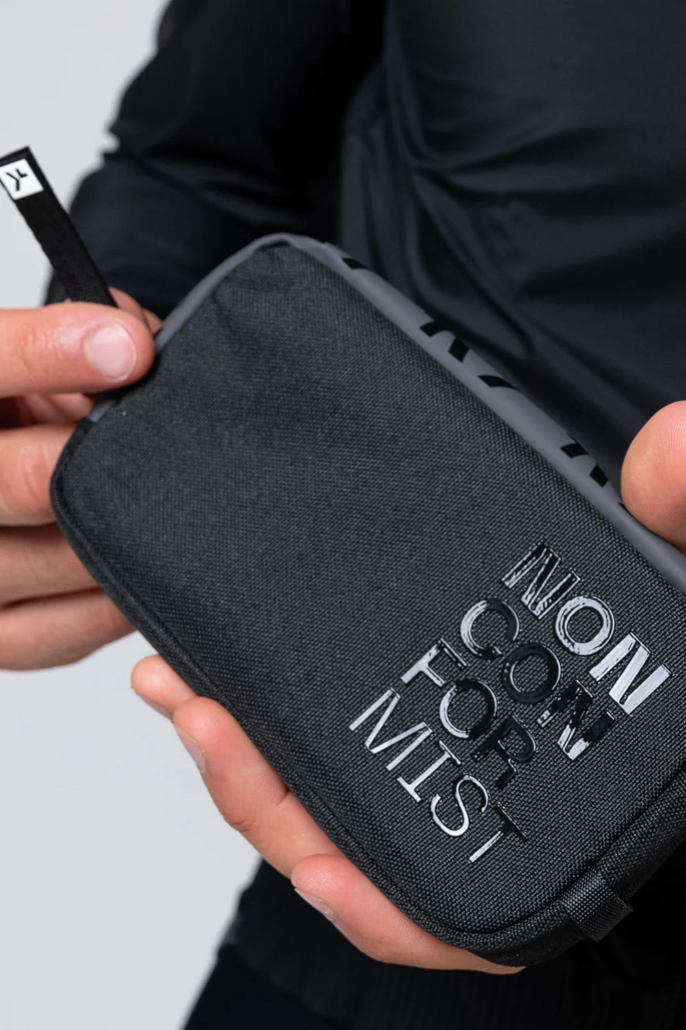 FUNDA DE MOVIL ESSENTIAL 2.0 TRUE BLACK