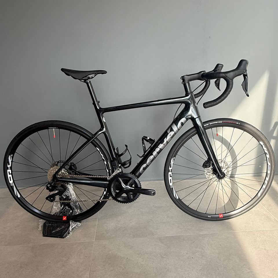 Bicicleta Cervélo Caledonia shimano 105 Di2 12v - usada